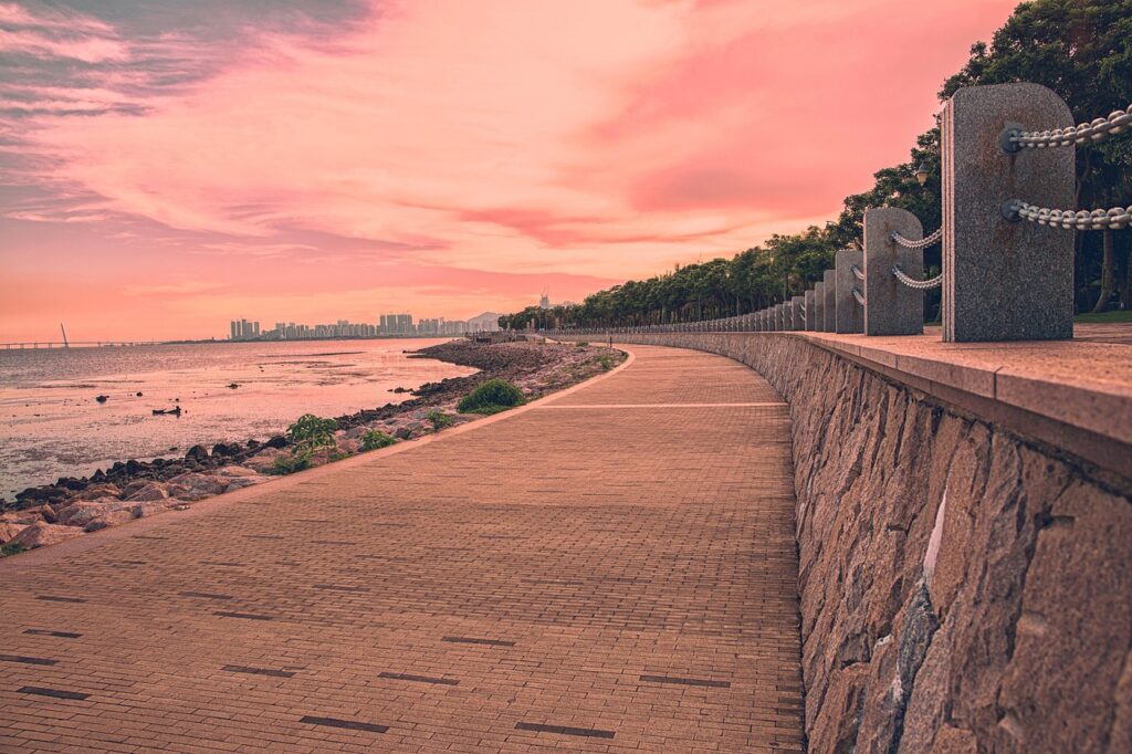 Belém sunset promenade