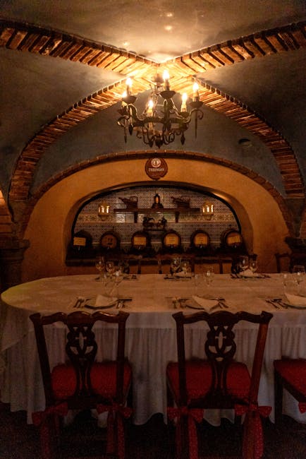 Belcanto restaurant dining room candlelight